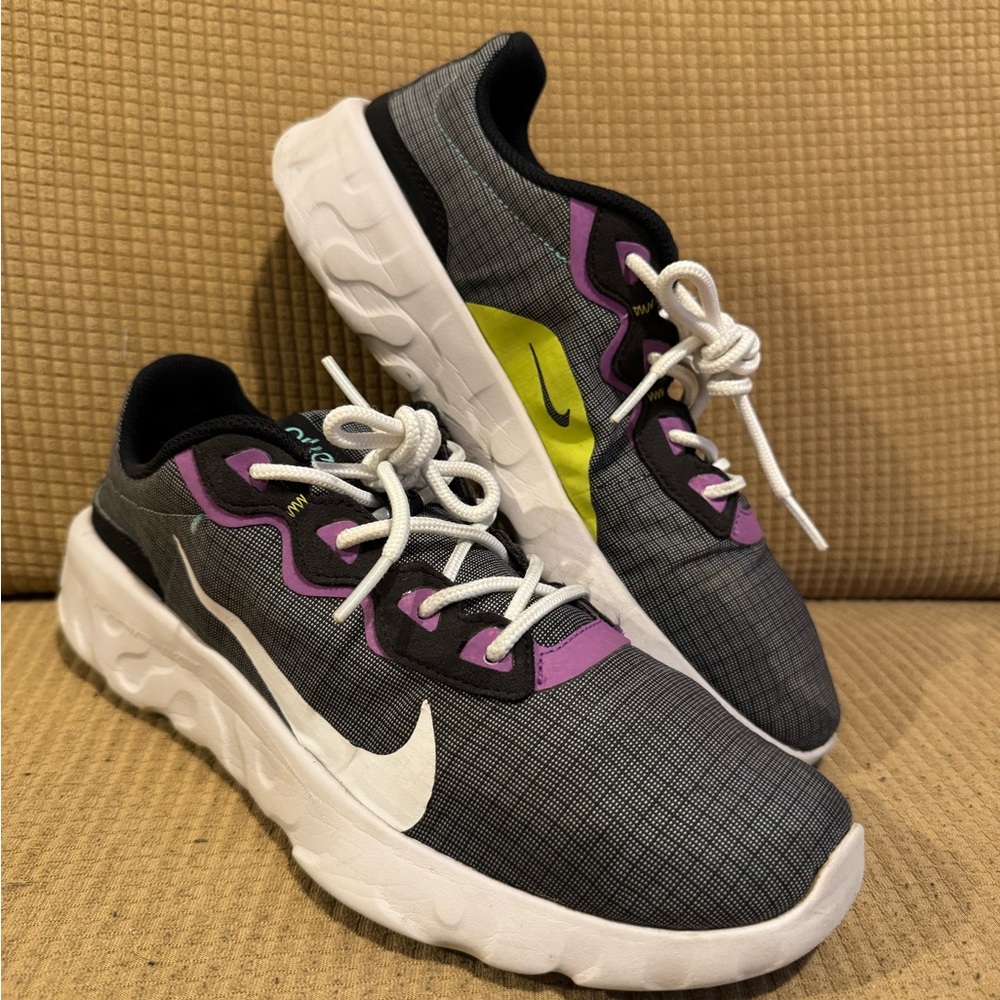 Nike explore strada